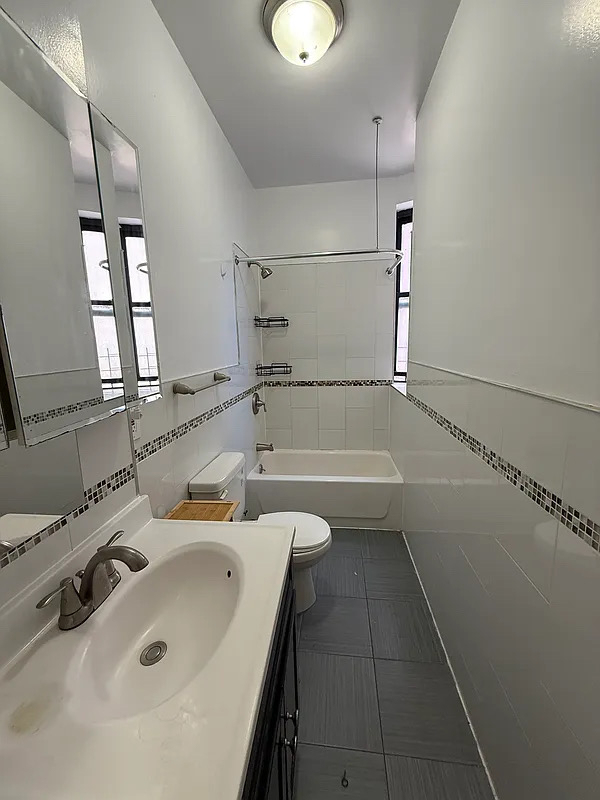 1469 5th Avenue - Photo 3