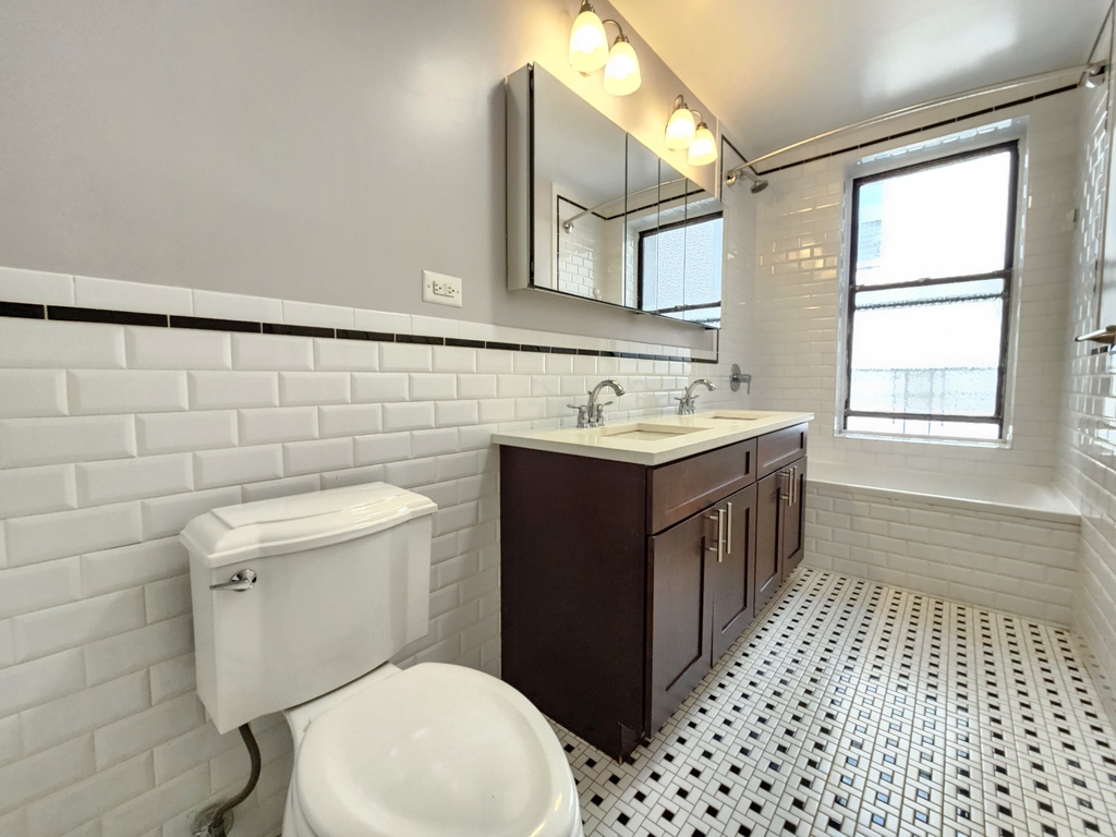 65 Ft Washington Avenue - Photo 9