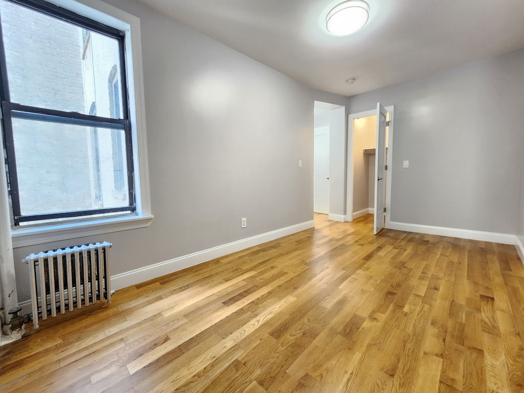 65 Ft Washington Avenue - Photo 2