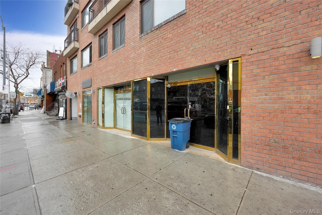 172-18 Jamaica Avenue - Photo 16