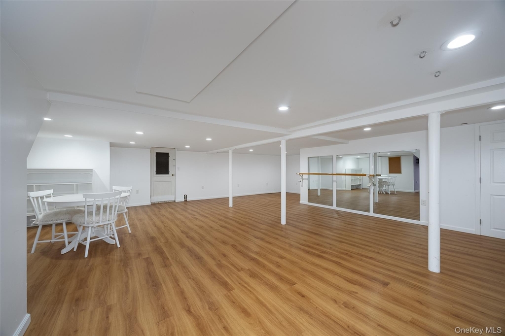 46 Barnard Avenue - Photo 24