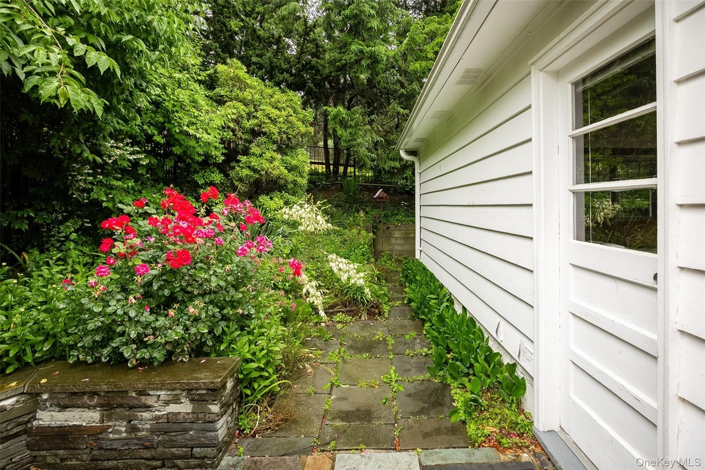 46 Barnard Avenue - Photo 32