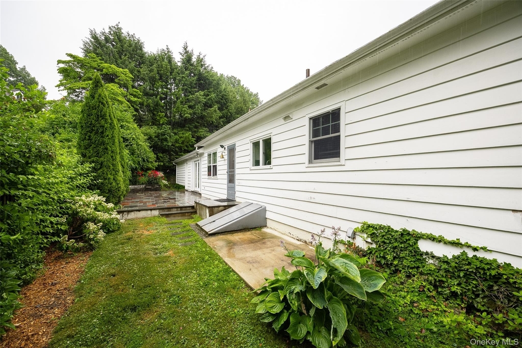 46 Barnard Avenue - Photo 34