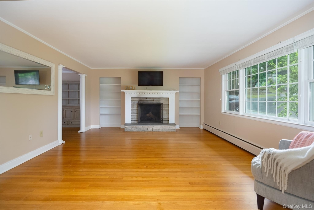 46 Barnard Avenue - Photo 4