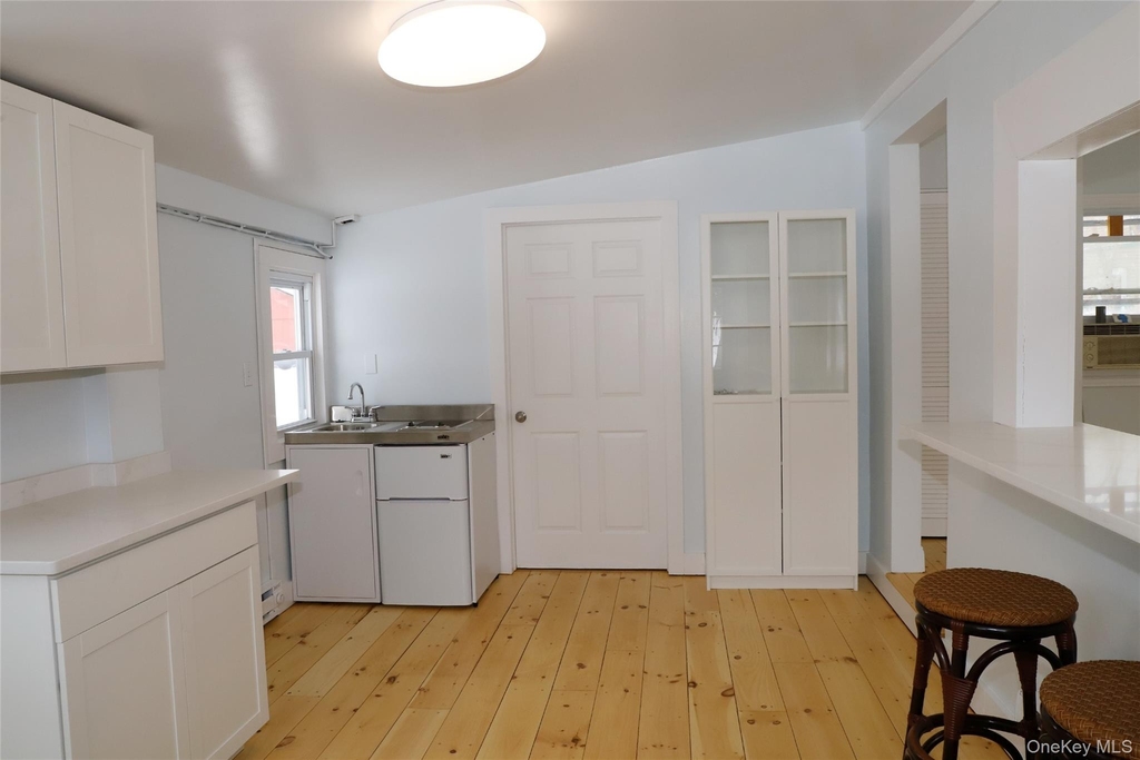 7217 Albany Post Road - Photo 3