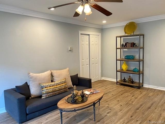 393 Great East Neck Road - Photo 3