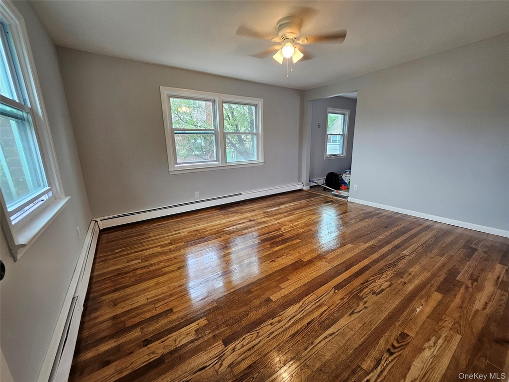 1571 Powers Avenue - Photo 7
