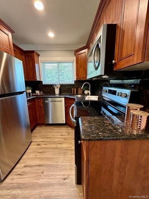 45 Golden Avenue - Photo 1