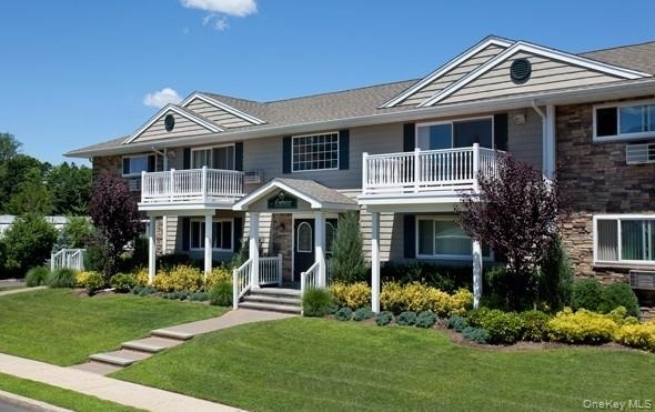 45 Golden Avenue - Photo 0