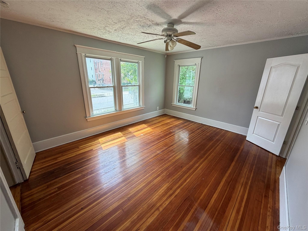 341 Mansion Street - Photo 2