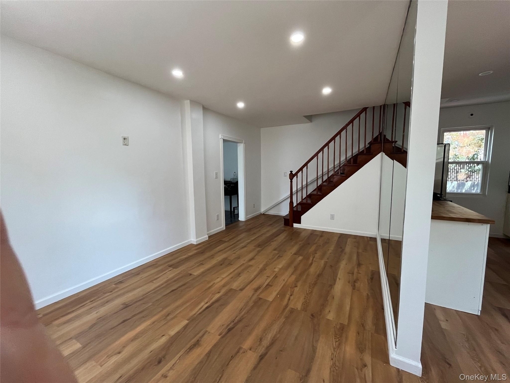 6 Alexander Place - Photo 6