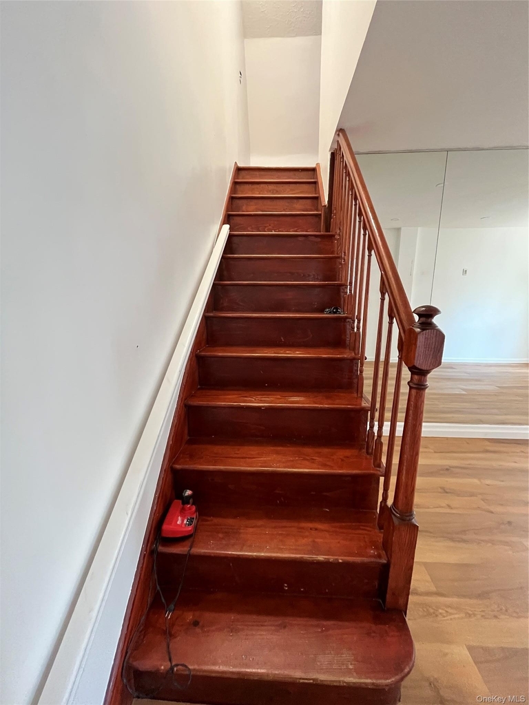 6 Alexander Place - Photo 8