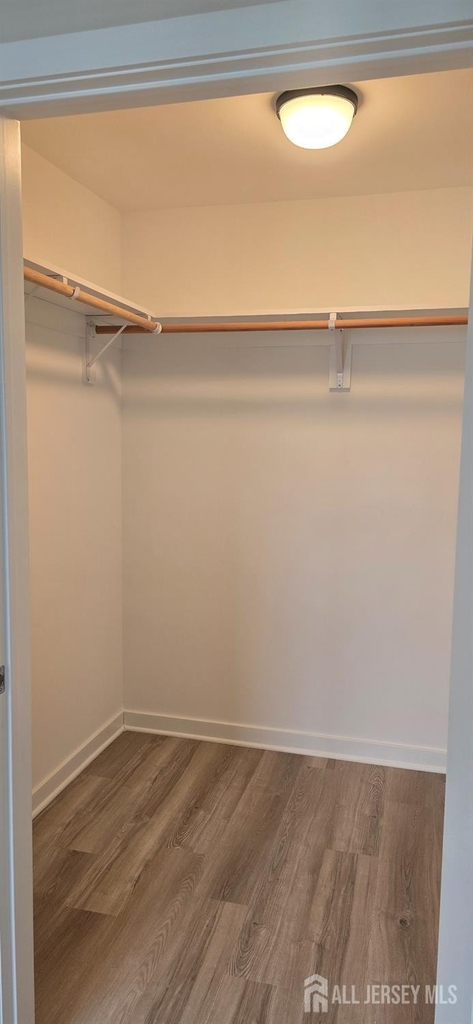 211 Henderson Road - Photo 20