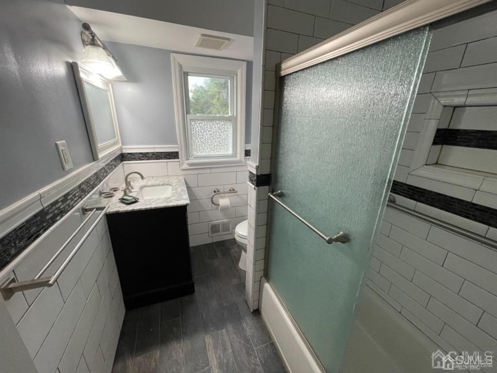 210 Runyon Avenue - Photo 11