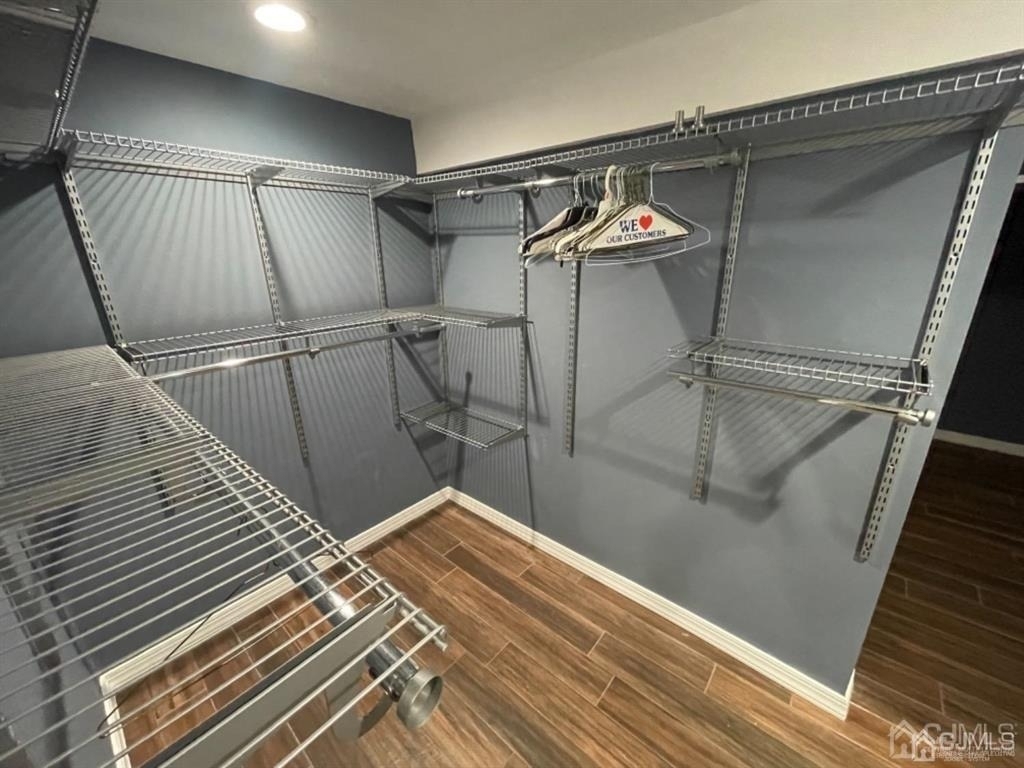 210 Runyon Avenue - Photo 25
