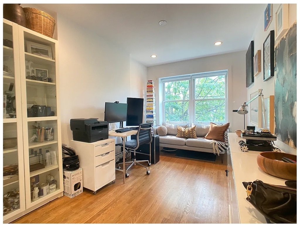 284 Carlton Avenue - Photo 18