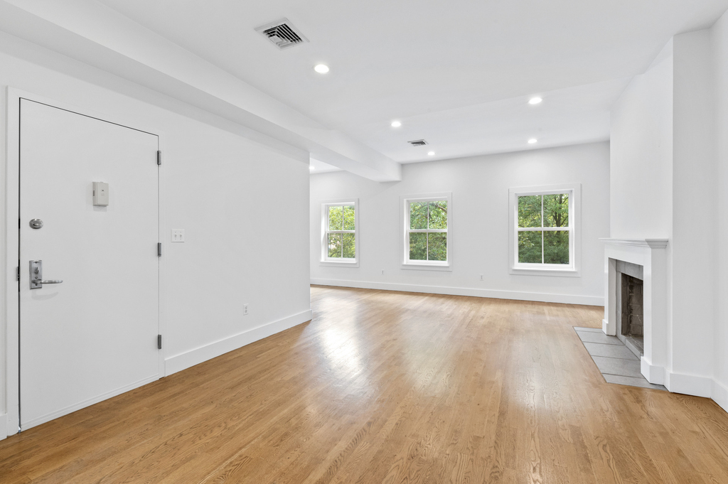 284 Carlton Avenue - Photo 12