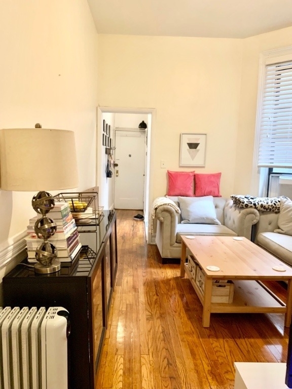 121 E 90th Street - Photo 3