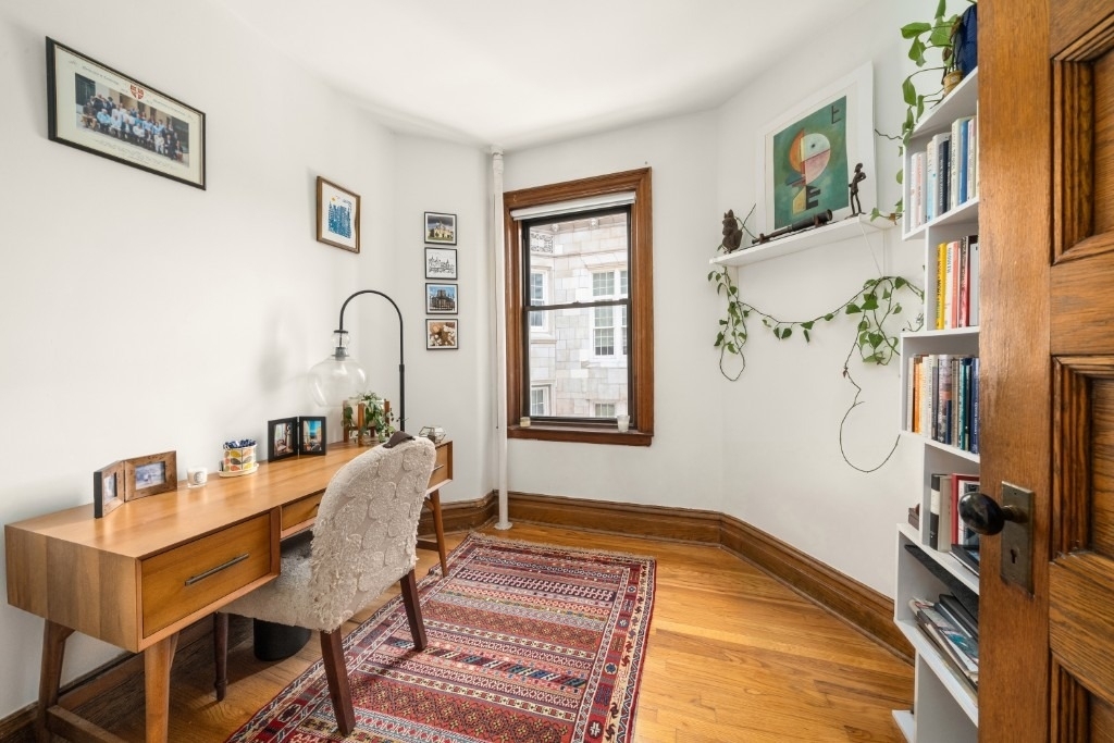 170 W 89th Street - Photo 6
