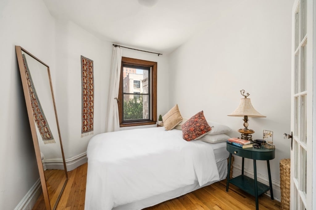 170 W 89th Street - Photo 3