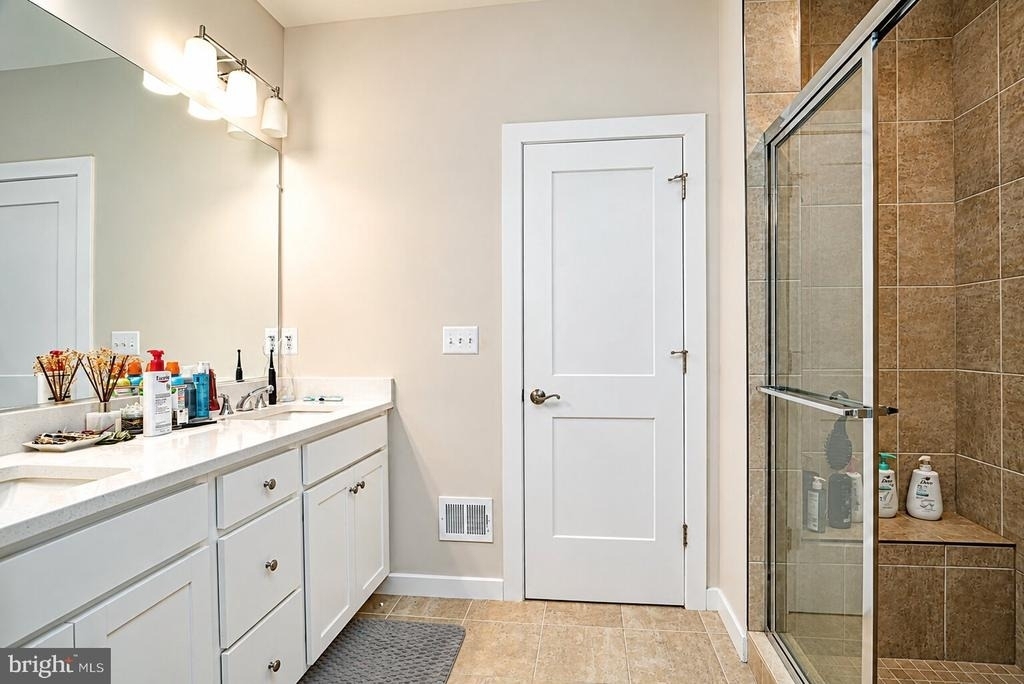 601 Percy Place - Photo 8