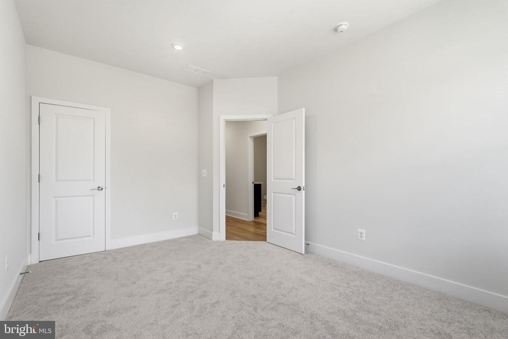 42200 Shining Star Square - Photo 17