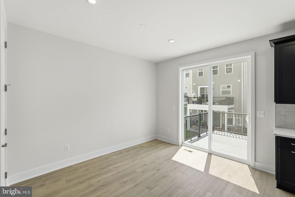 42200 Shining Star Square - Photo 7