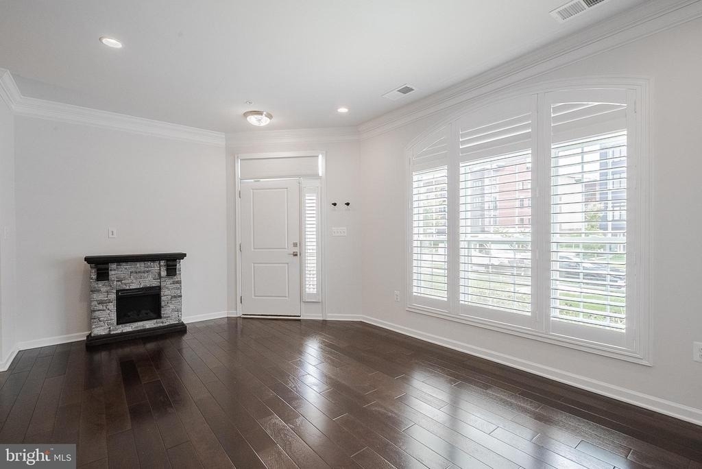 23654 Hopewell Manor Terrace - Photo 9
