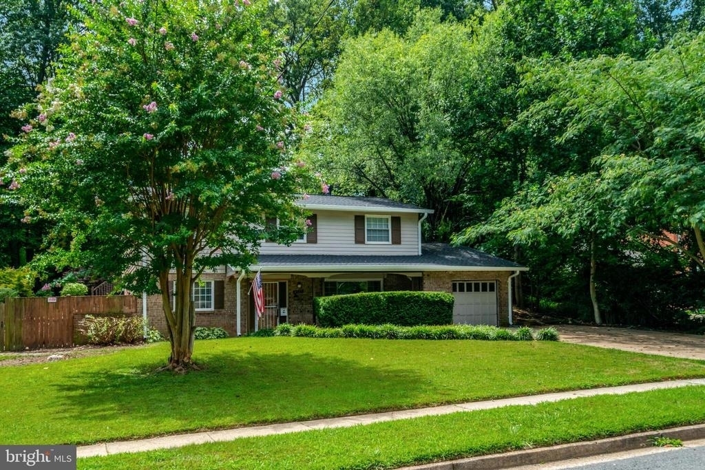 8527 Parliament Drive - Photo 36