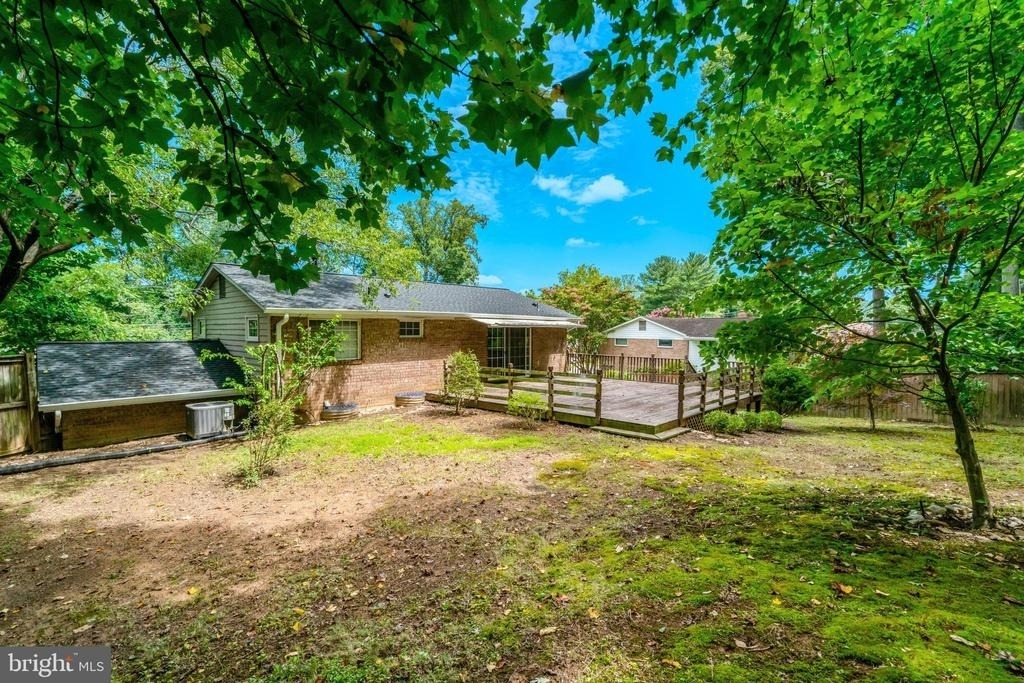 8527 Parliament Drive - Photo 43