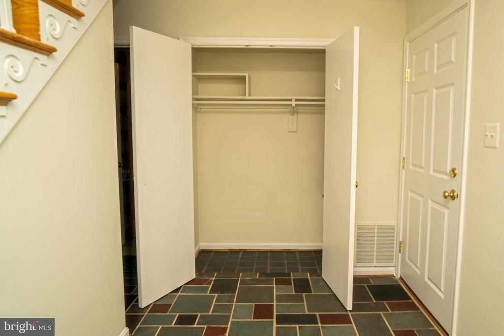 5012 Larno Drive - Photo 6