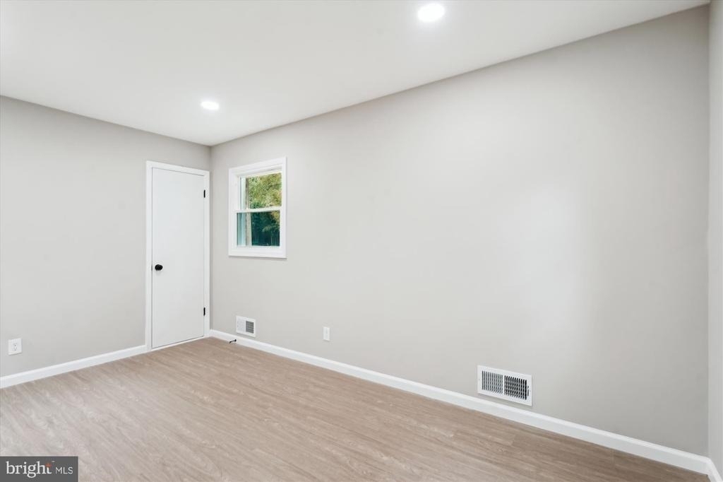 2226 Westwood Place - Photo 12