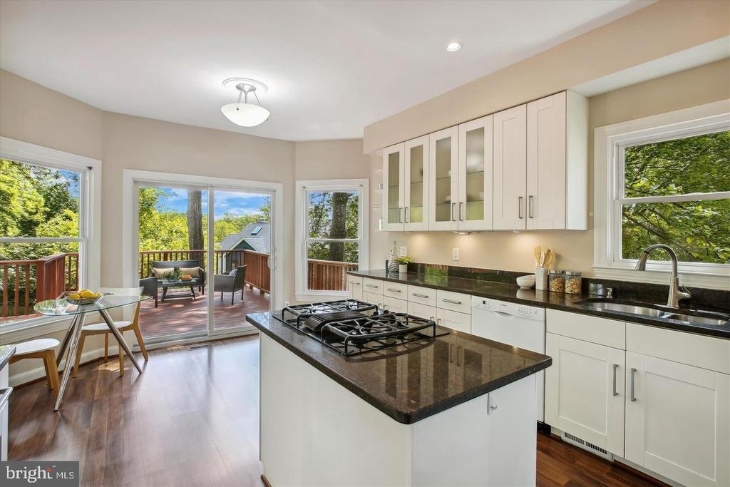 2041 Westmoreland Street - Photo 8