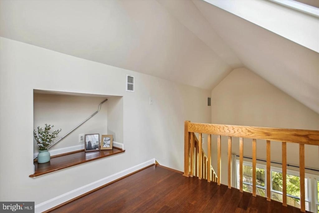 2041 Westmoreland Street - Photo 32