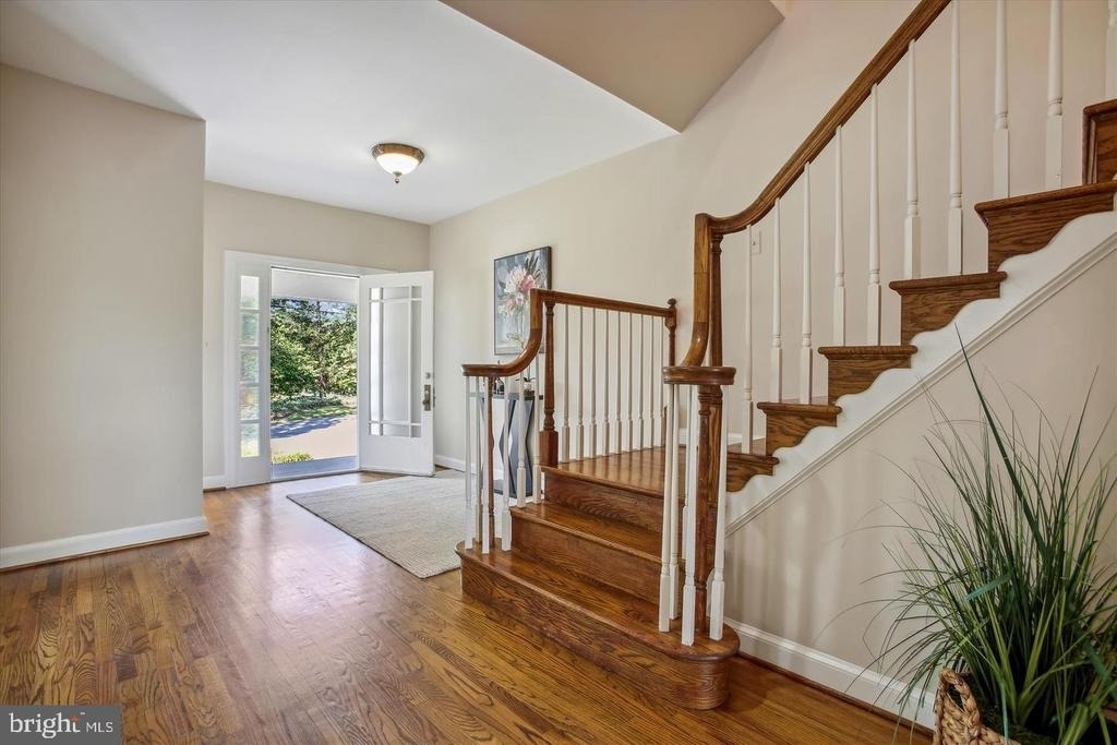 2041 Westmoreland Street - Photo 2