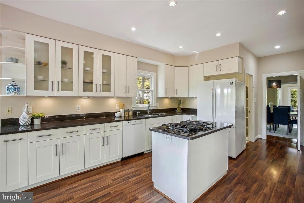 2041 Westmoreland Street - Photo 9