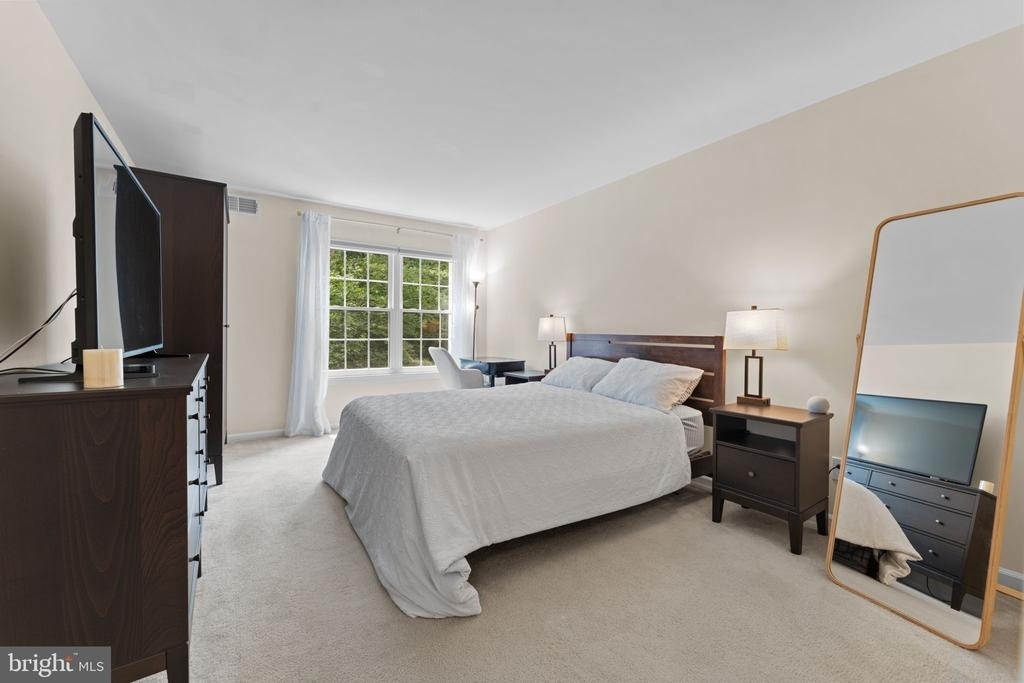 7501 Ashby Lane - Photo 11