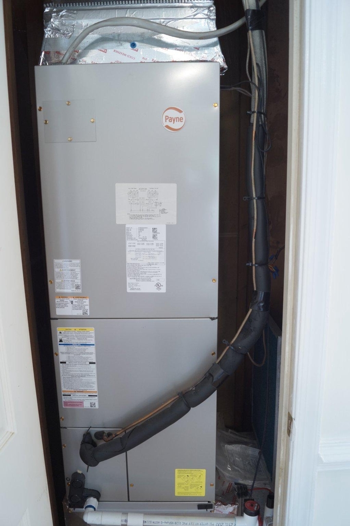 402 Forest Court - Photo 18