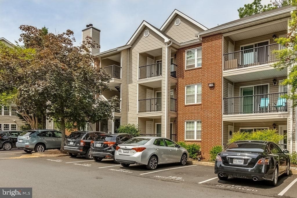 3305 Wyndham Circle - Photo 2