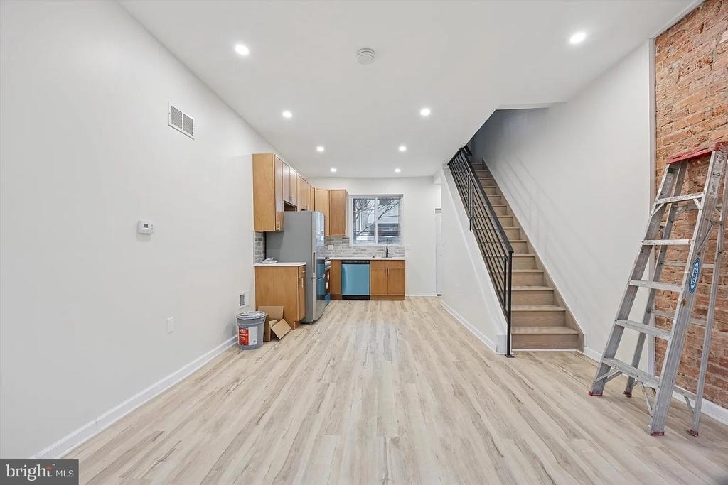 2615 Earp Street - Photo 2