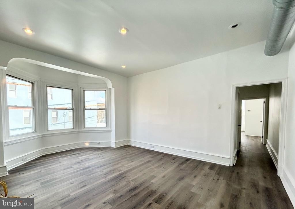 1801 W Erie Avenue - Photo 1