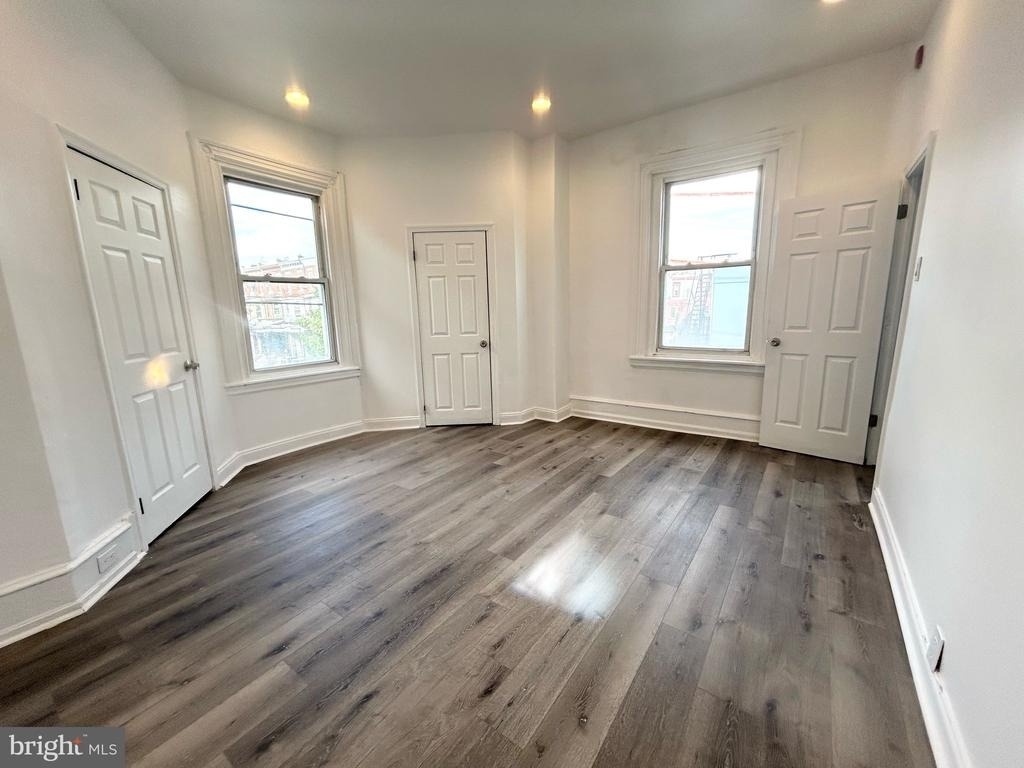 1801 W Erie Avenue - Photo 7