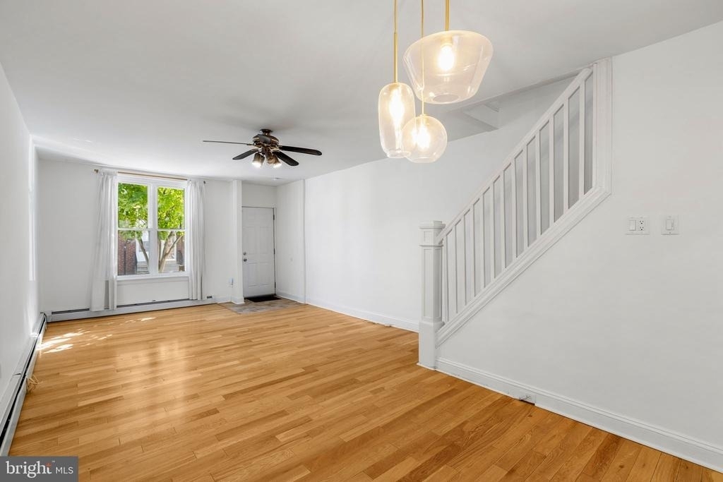 2426 E Indiana Avenue - Photo 10