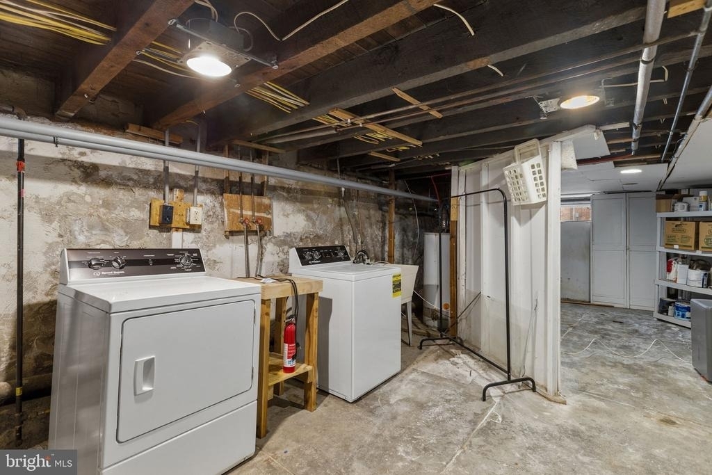 2426 E Indiana Avenue - Photo 16