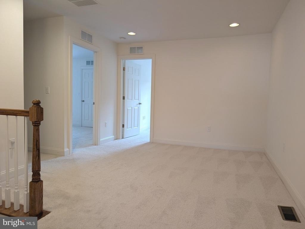 68 Autumn Lane - Photo 4