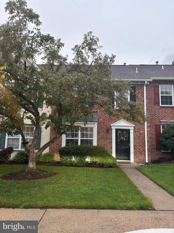10 Lindsey Court - Photo 0