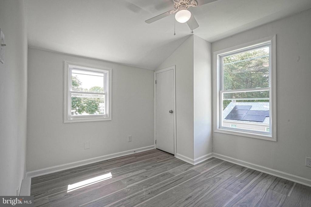 21 21 & 23 Harding Avenue - Photo 38