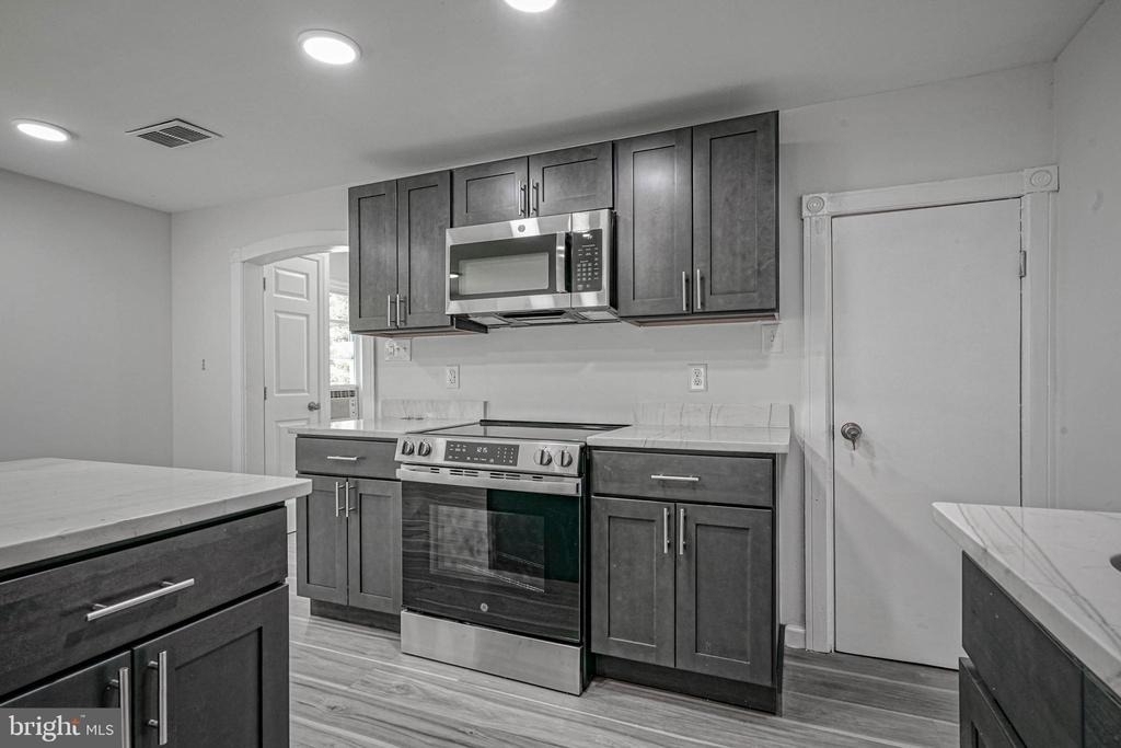 21 21 & 23 Harding Avenue - Photo 28