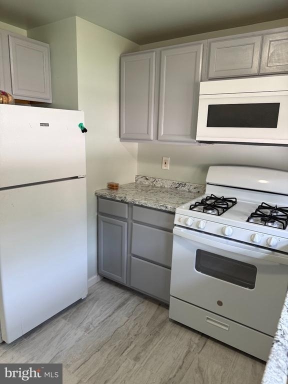 607 2nd Ave, Unit A - Photo 3