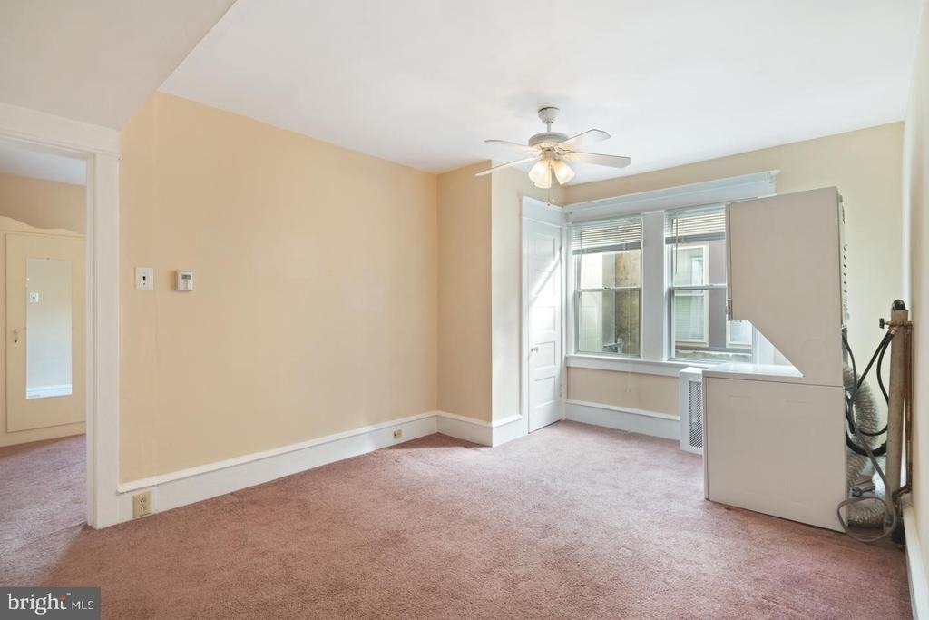 409 N Haddon Avenue - Photo 1